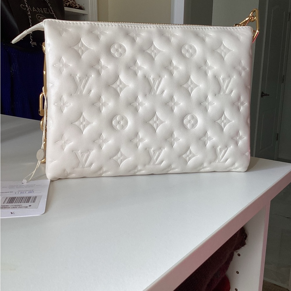 Louis Vuitton Coussin Handbag - Picture 13 of 16